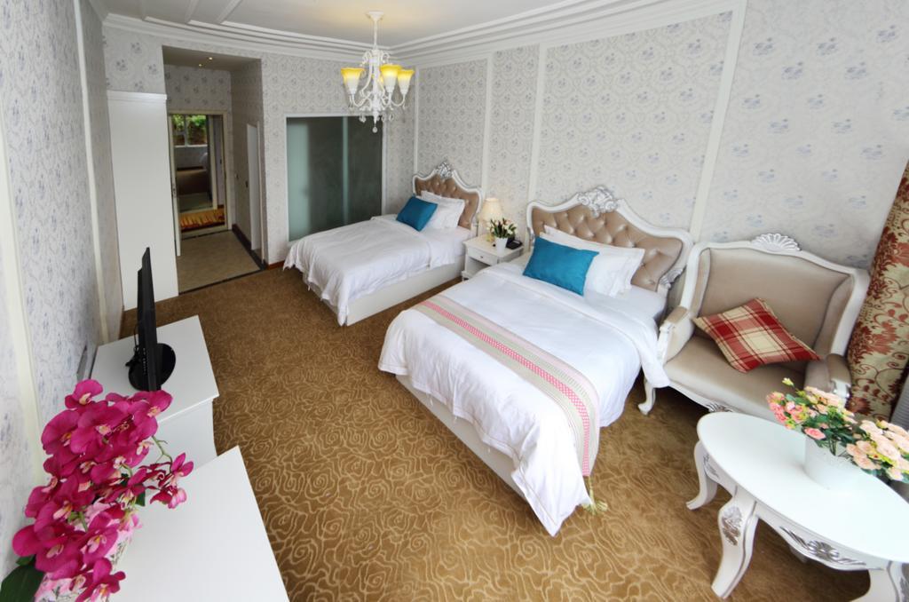 Panshan Tingquan Tuwo Holiday Resort Leshan Ruang foto